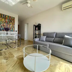 https://apartamento-calma-tuga.1costadelsol.com
