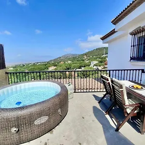 https://apt-buena-vista.hotelsinnerja.org