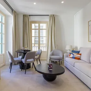 https://plaza-del-siglo-suites-boutique-apartments-by-caleta-homes.hotelsinnerja.org